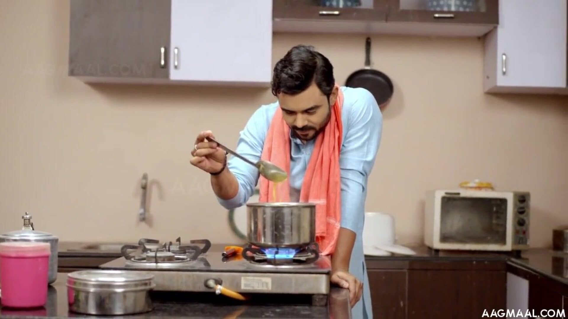 Khichdi Season 01 Episode 01 (2023) WowGold Hindi Hot Web Series - bhartijha - priyagamre - leenasingh - sharonparmar - ayushibhowmick - prajaktajahagirdar - peehukanojiya - pihusharma - malvikatomar - poojasinha