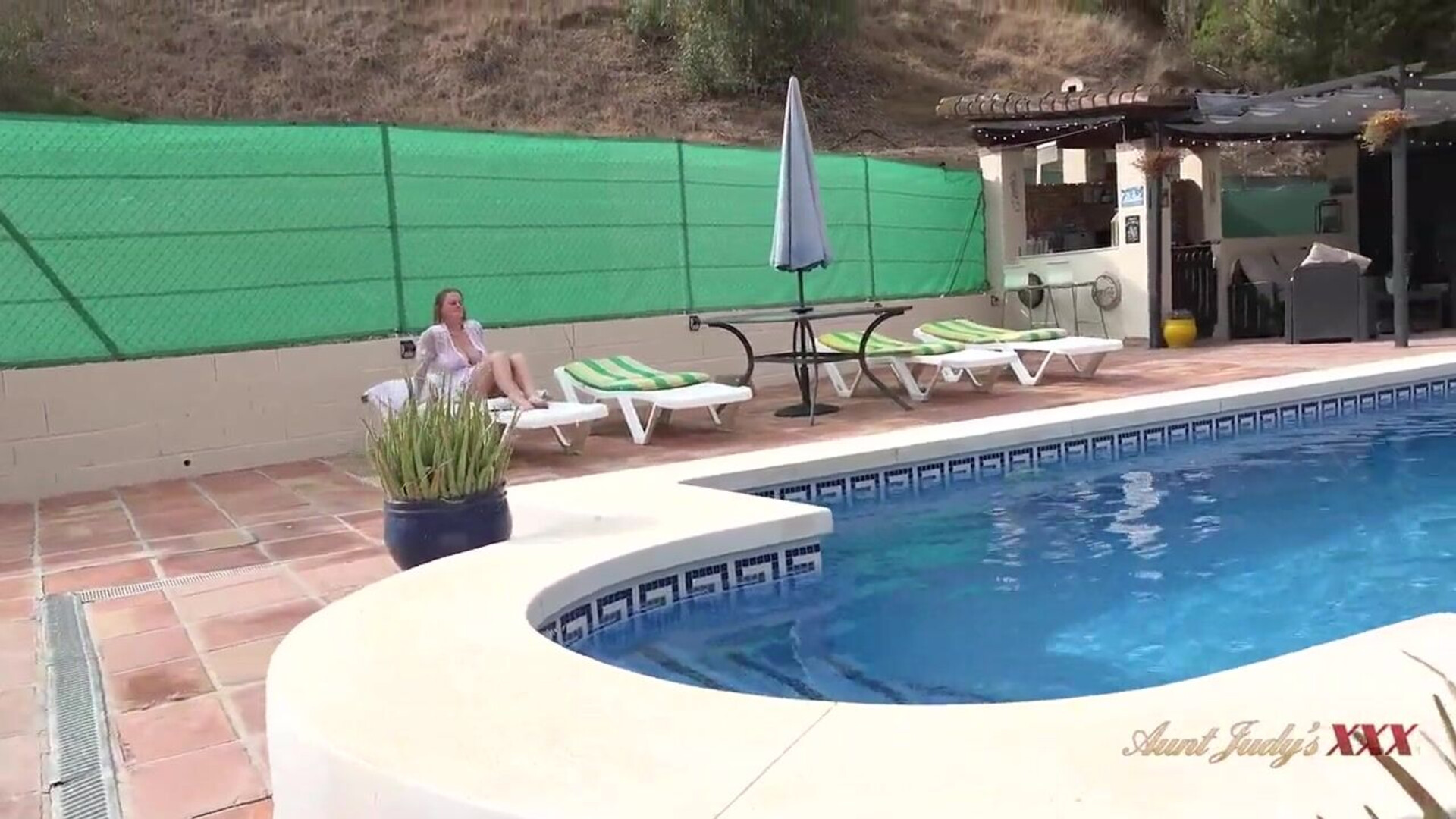 Marie Busty Blonde MILF Marie Finds A Better Task for the Pool Boy - milf - big ass - blowjob