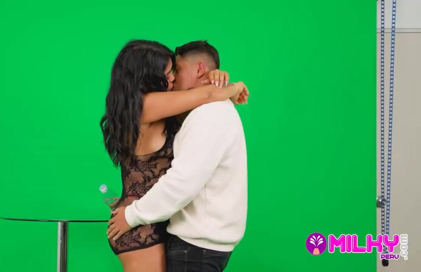 MilkyPeru – Dos Vergas Para La Cachonda Roxy Hot - latin - spanish - blowjob
