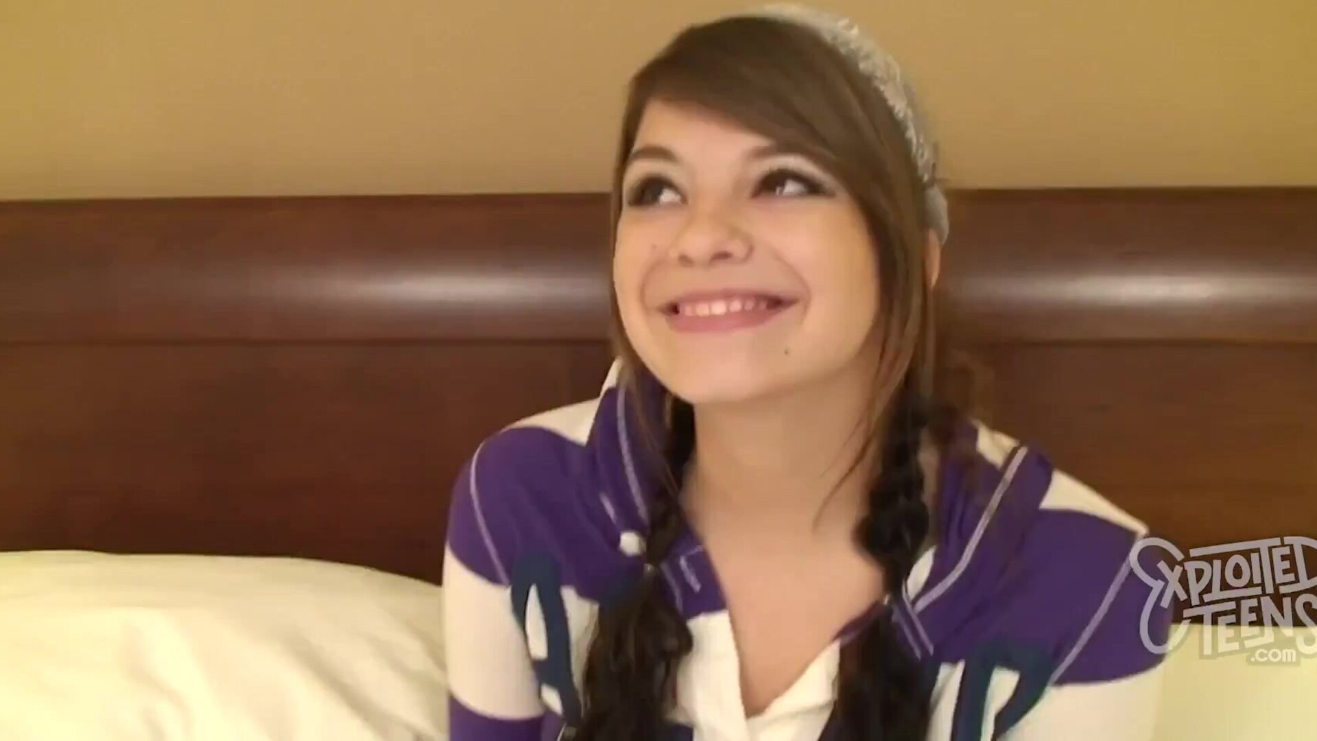 Petite Brunette Teen POV 1080p - brunette