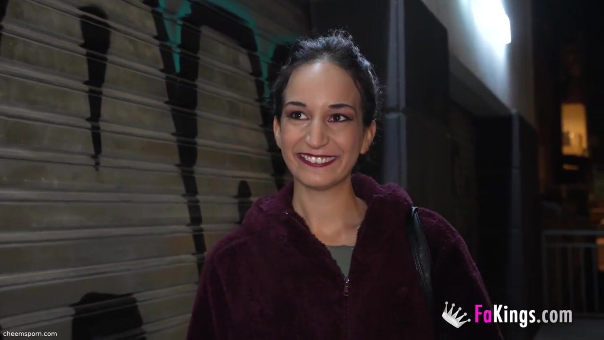 Rebeka Rock Pichón KM.0 VS MILF con ITV pasada. Rebeca dispuesta a todo - latin - spanish - blowjob