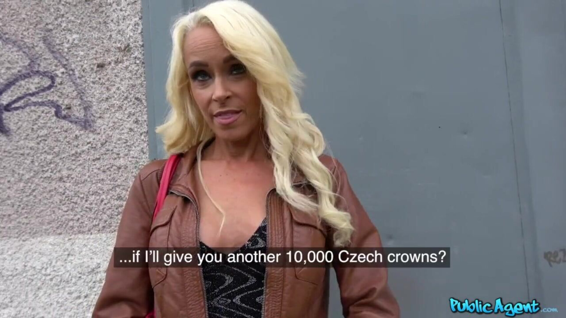 Sophie Logan Tattooed Blonde Bombshell Gets Fucked Outdoors - big - goats - smoking - blowjob - amateur(ka) - handjob - outdoor - bionda - shaved