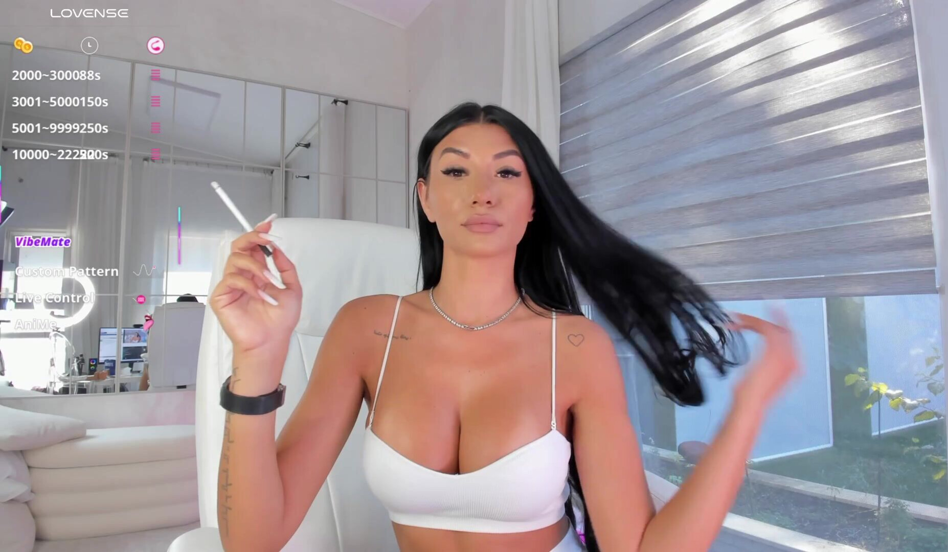 miss diamond 2025 11 24 04h31m52s - webcam