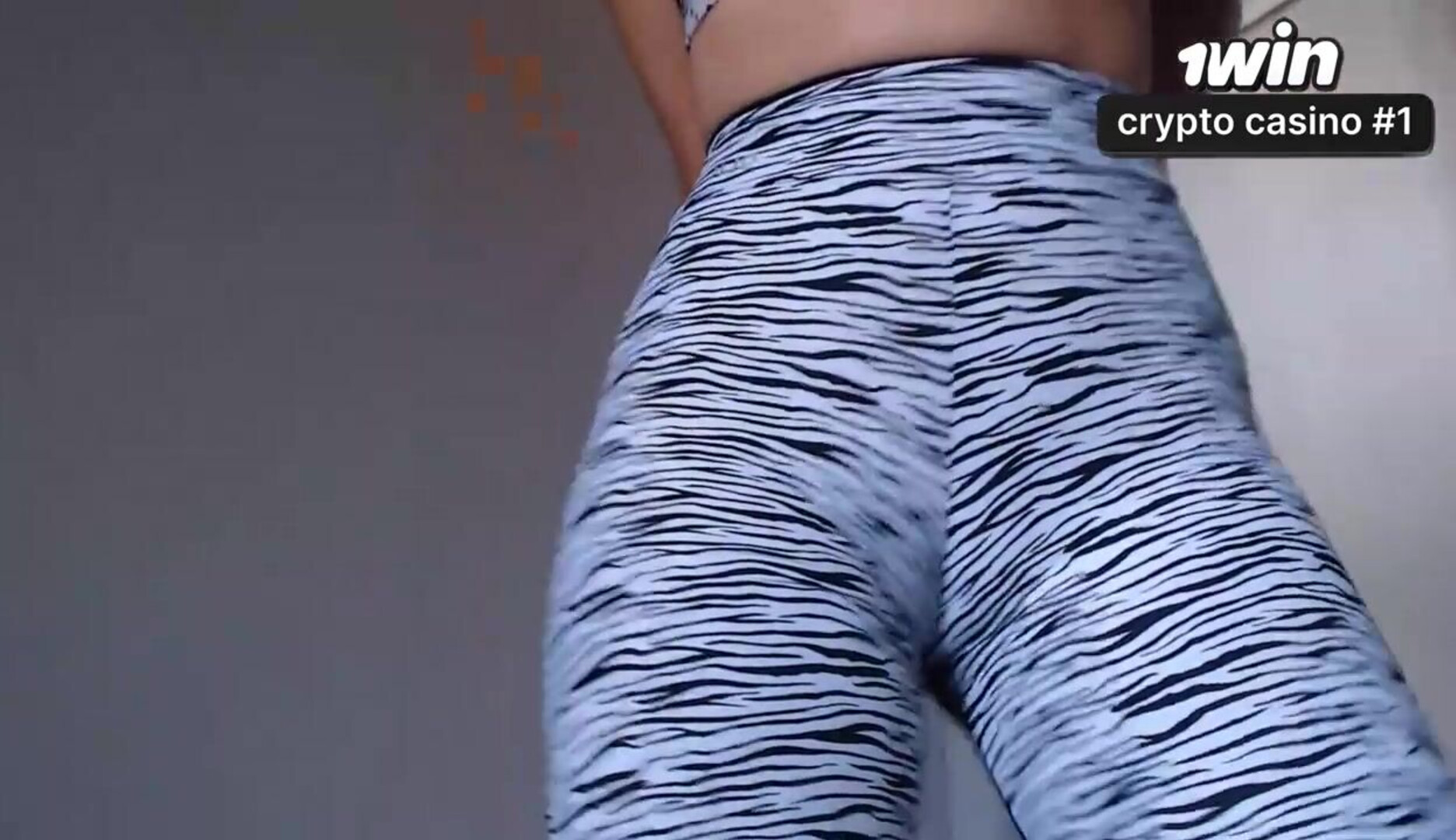 Esposaheyya experimentando roupas de academia em um vídeo caseiro e quente Assine o - amateur - hardcore - menina sozinha - bunda - gostosa - wife - amador - morenas - brasileiras - esposa