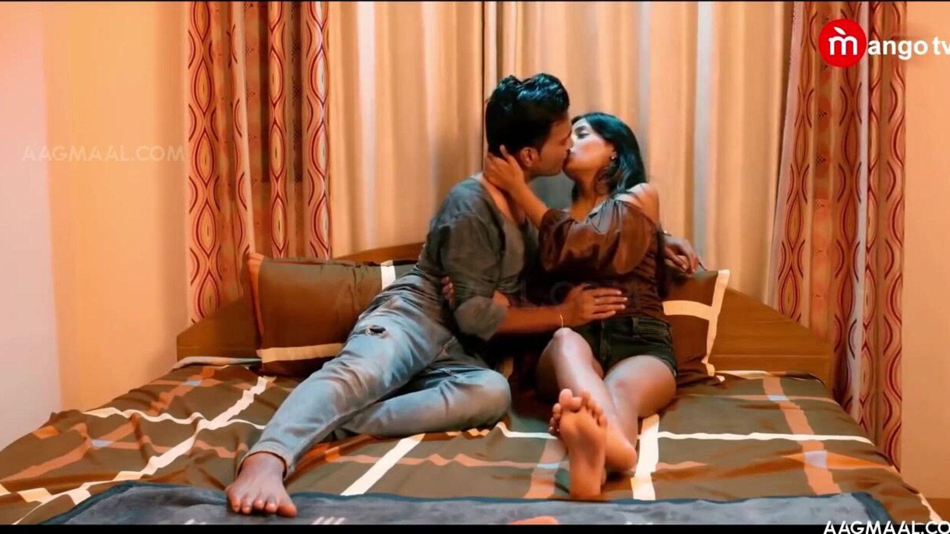 Farebi Ishq Season 01 Episode 03 (2024) MangoTV Hindi Hot Web Series - nikitabhardwaj - olgasharova - sanandabanerjee - chandrimabanerjee - gargikhakhalary - priyagamre - bhartijha - leenasingh - prajaktajahagirdar - kairashehgal
