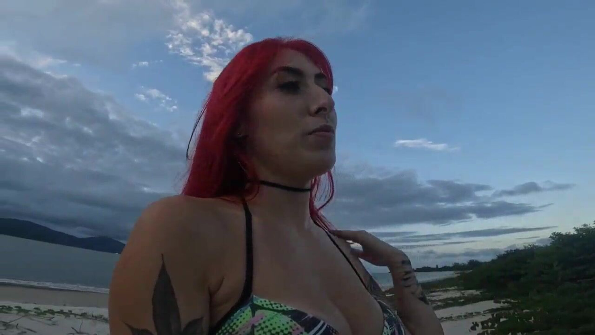 KR 51 Speedboat riding and giving blowjob to a stranger 720p - redhead - beautiful - teen