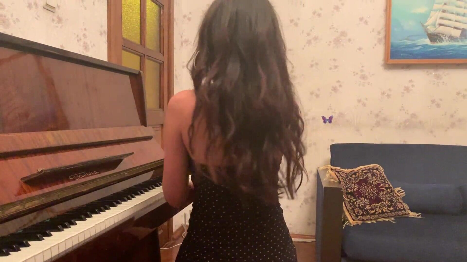 Katty West Young Katty West Masturbating Sitting On A Piano - amateur - solo - masturbation