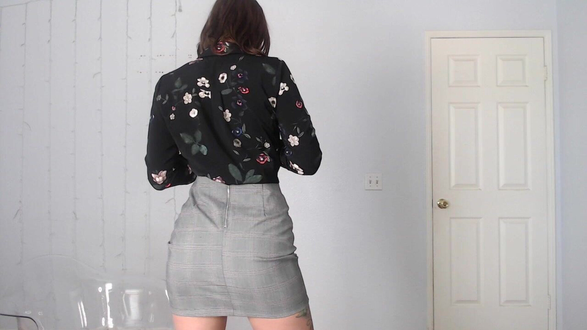 Lil Olivia Nerdy To Sexy Librarian Striptease - brunette - masturbation