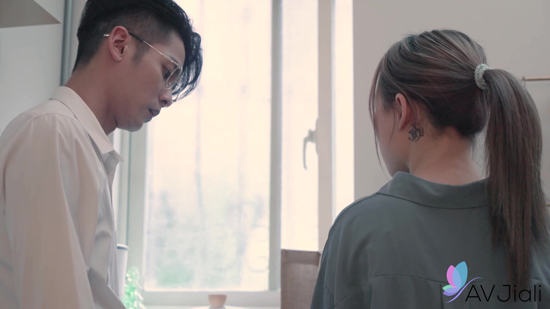 Lin Lin Lin Misses Work And A Colleague Comes To Her And Fucks Her 2160p - chinese