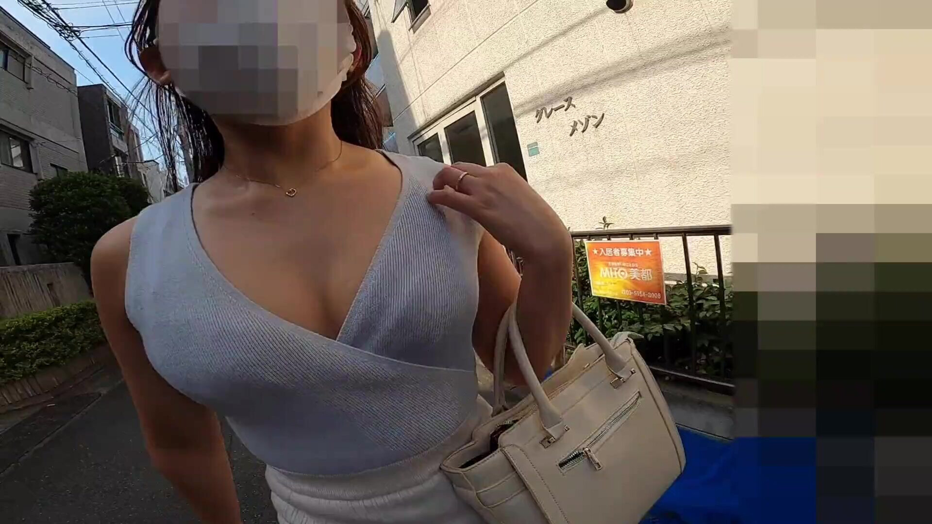 MORE Thicc Japanese Candid Upshot + Outdoor Sex - bae