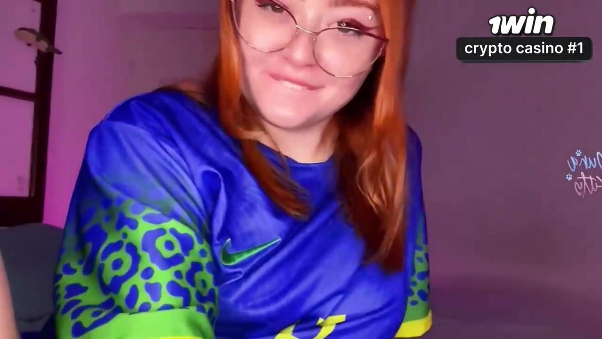 Ruiva de bunda grande faz masturbação com JOI em português e brinquedos eróticos sens - butt - buceta rosa - latin - brinquedos eroticos - bunda - lindinhas - brinquedos - brinquedos sexuais - adult toys - brasileiras
