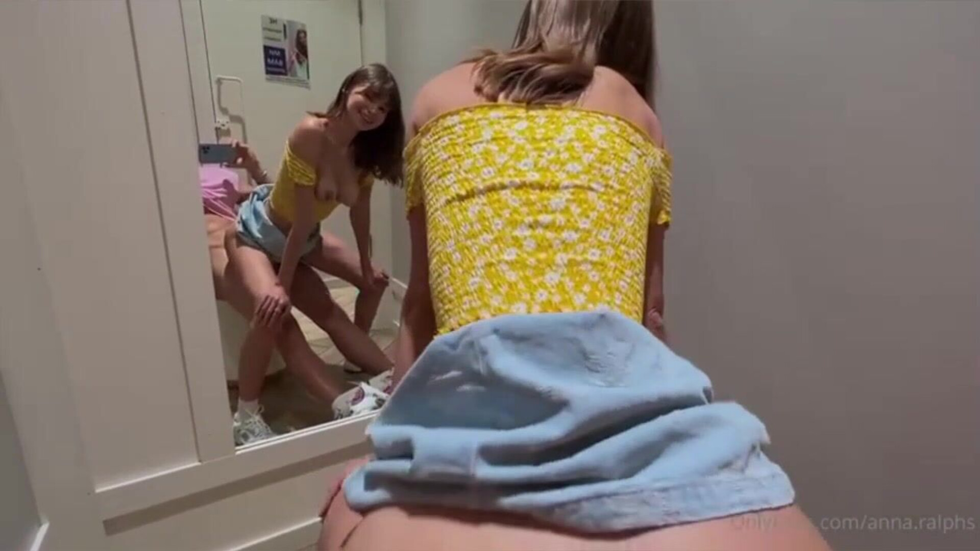 Sex Mall Changing Room - big ass - big tits - blowjob - sex - fuck
