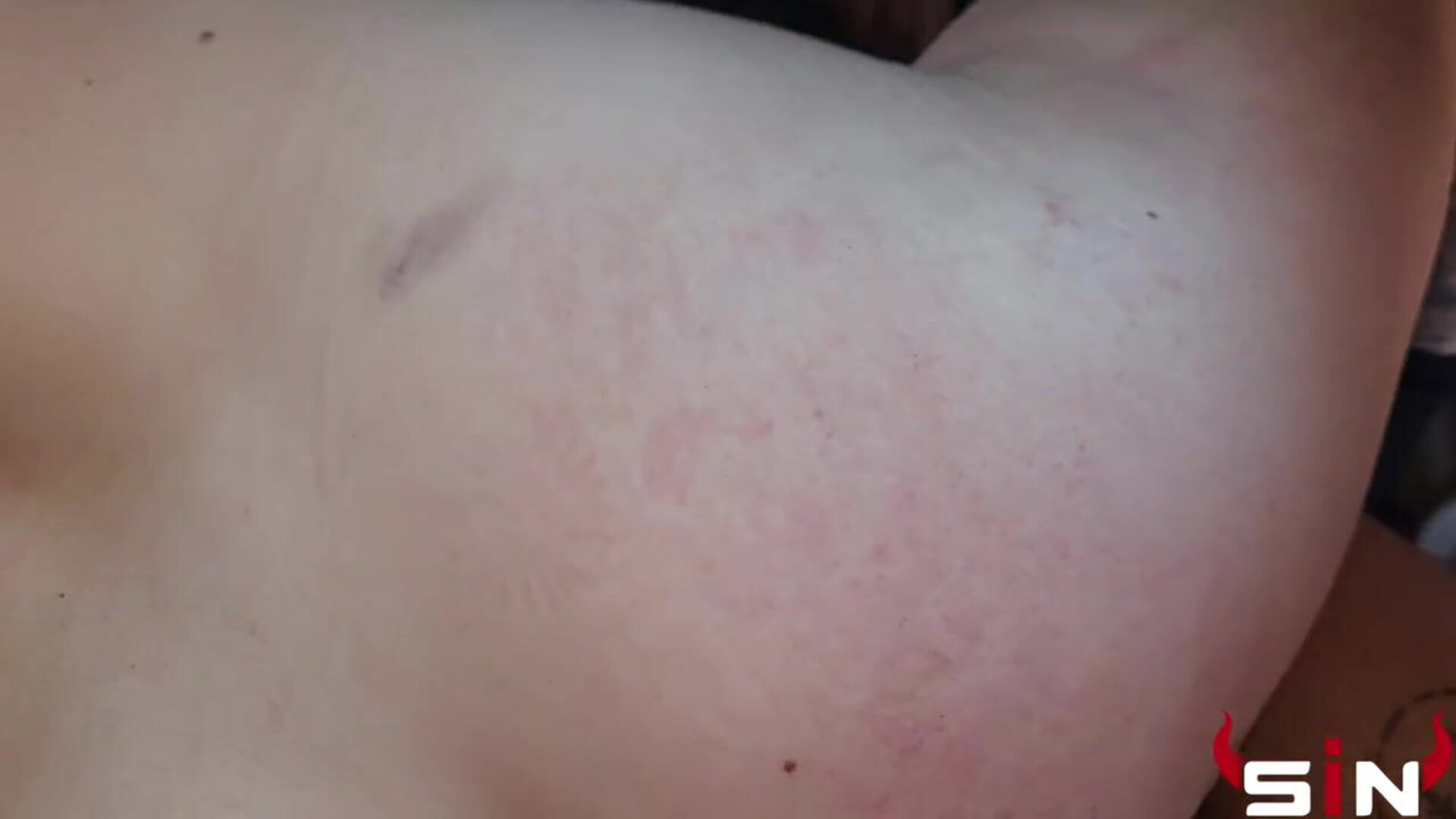 Sexo en la carretera - teen - threesome - blowjob - outdoor