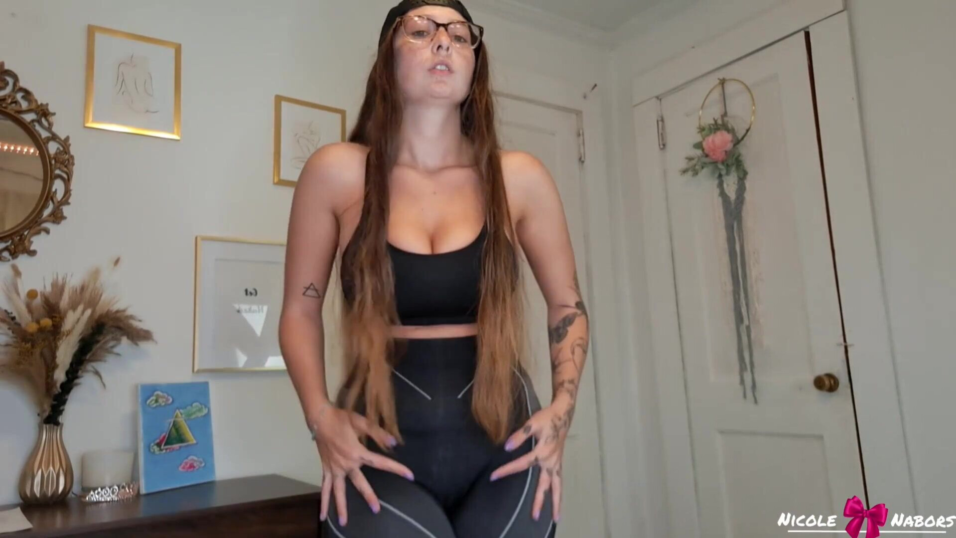 Sloppy slut - big ass - babe