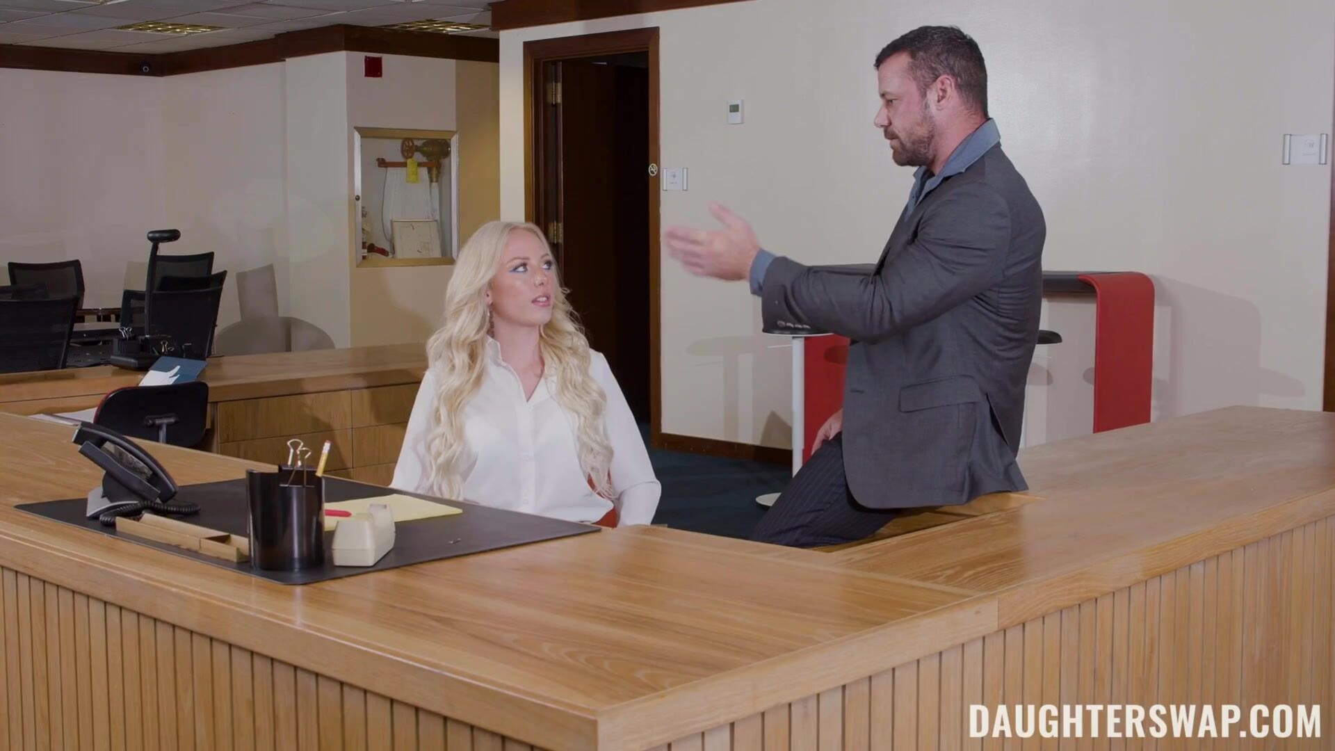 Willow Ryder, Dixie Lynn The Rules Of Business - blonde