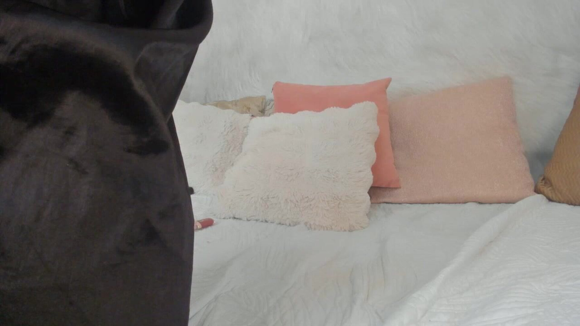 christybaker 2025 12 28 16h21m20s - webcam