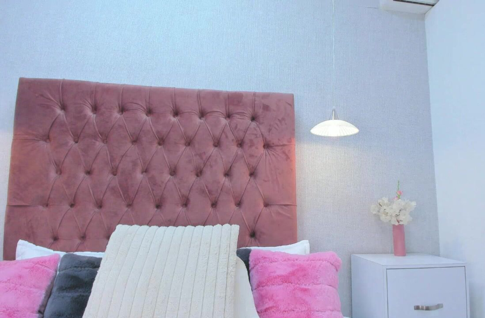 meganchase 2025 11 23 19h16m31s - webcam
