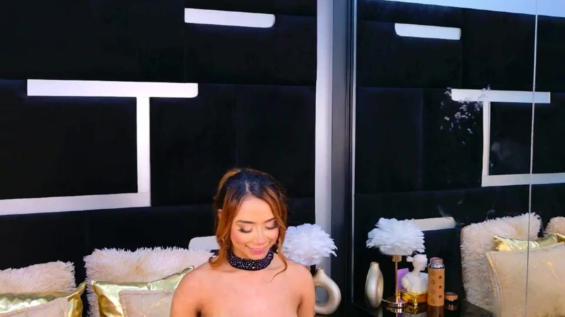 Alanaferrara 2025 12 06 23H42m33s - webcam