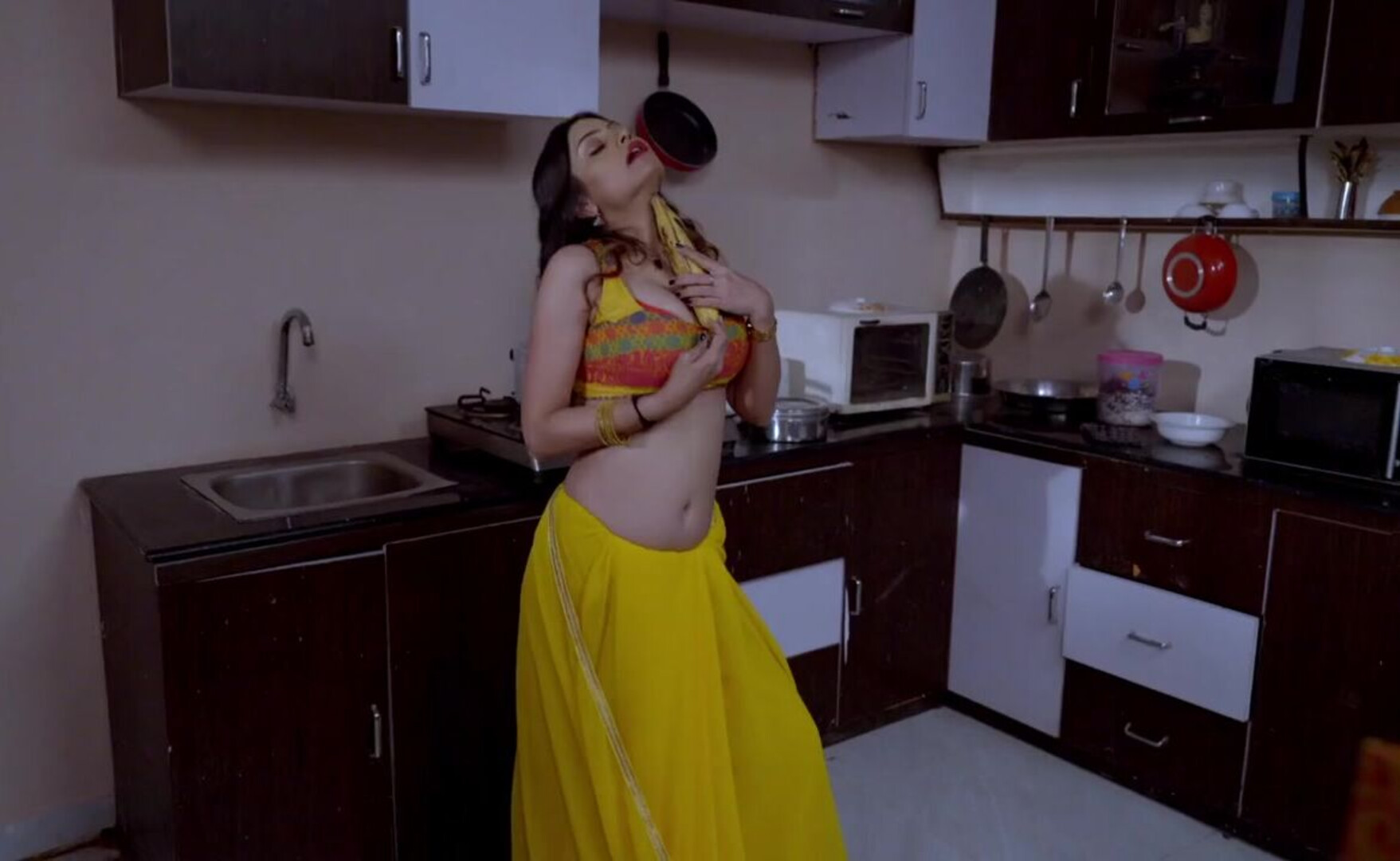 Darji Season 01 Episodes 01 to 03 (2023) WowGold Hindi Hot Web Series - jinnijazz - prajaktajahagirdar - neelam - sapnasappu - arpitadey - tinanandy - tinadutta - bhargavidebi - bhargavidevi - suchari