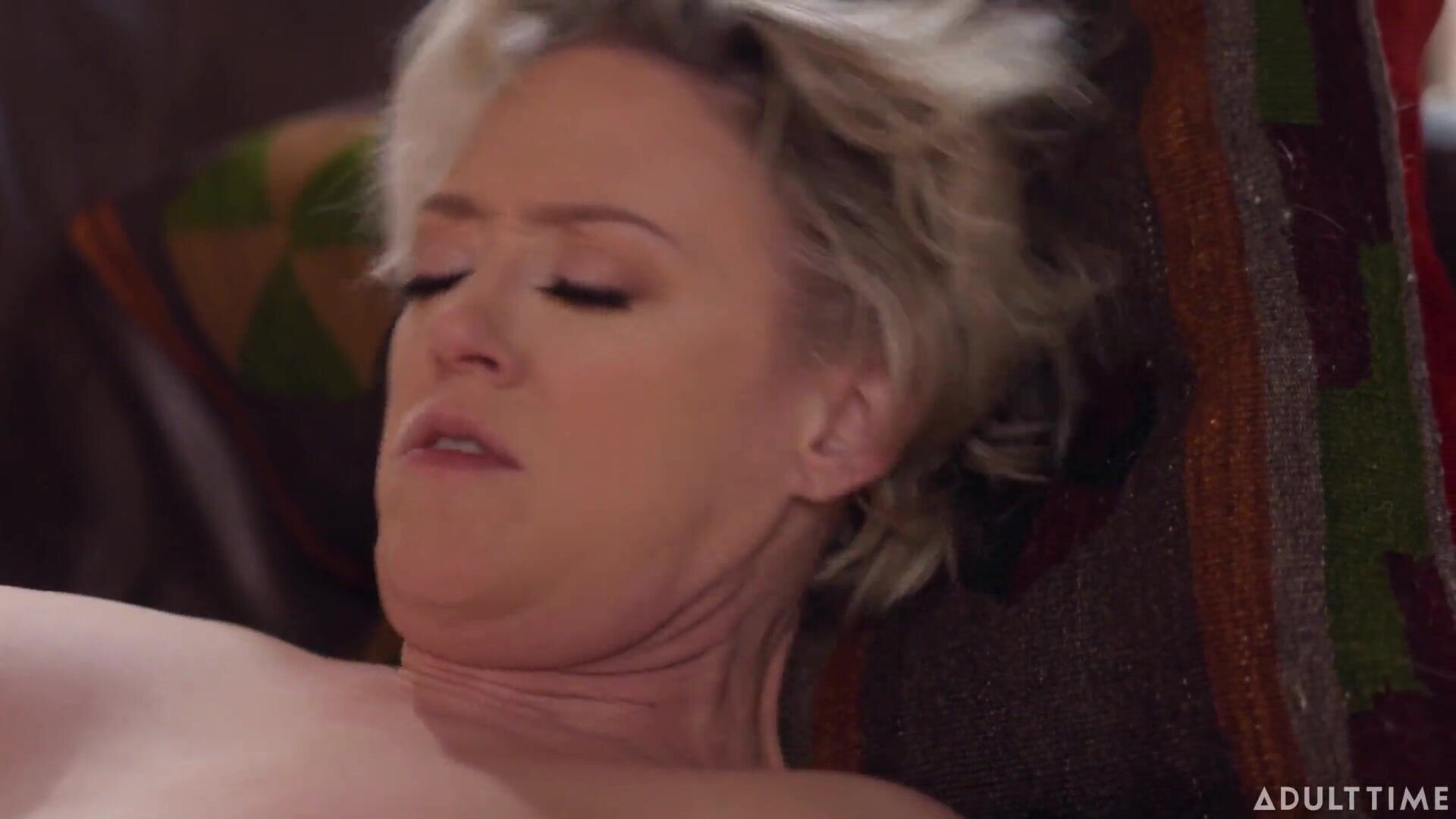Dee Williams Fun With Shapes in HD - sex - porn