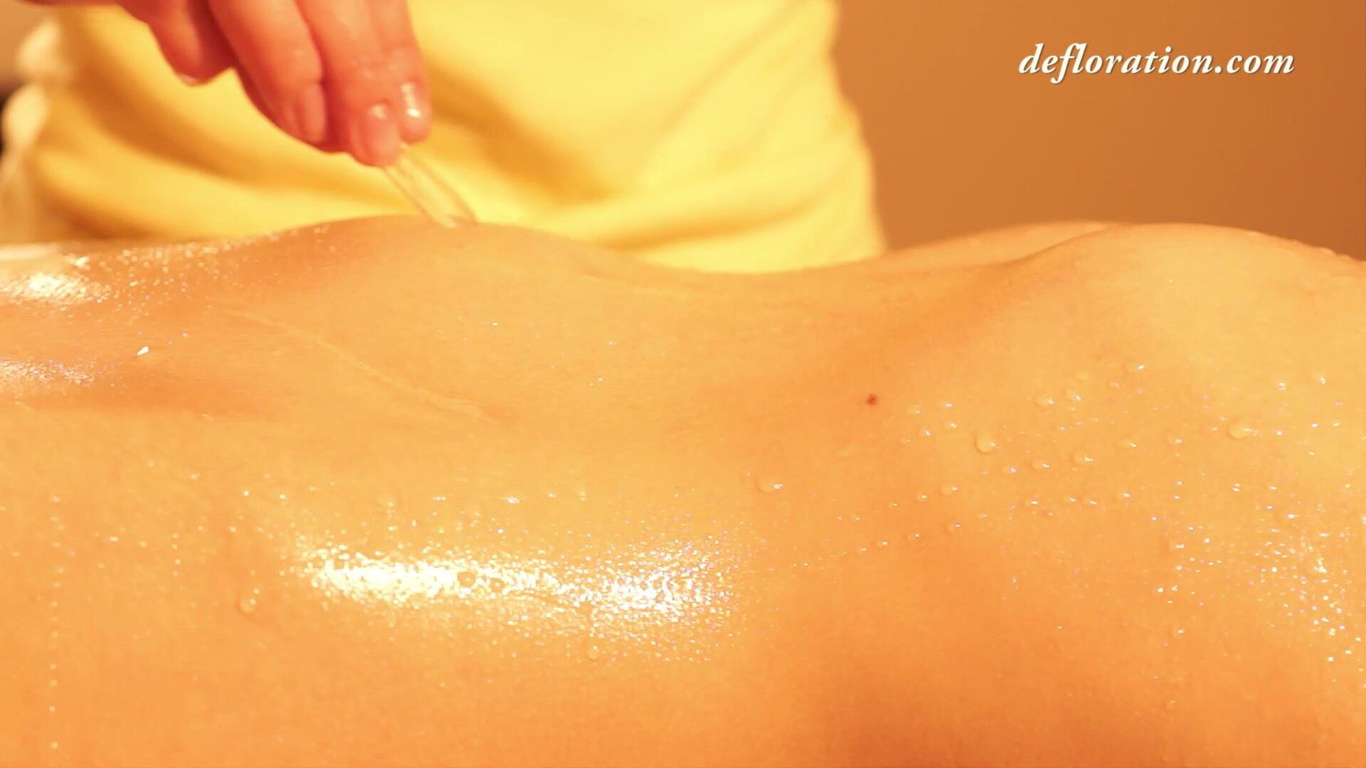Defloration Elena Smesharik - massage - softcore - teen