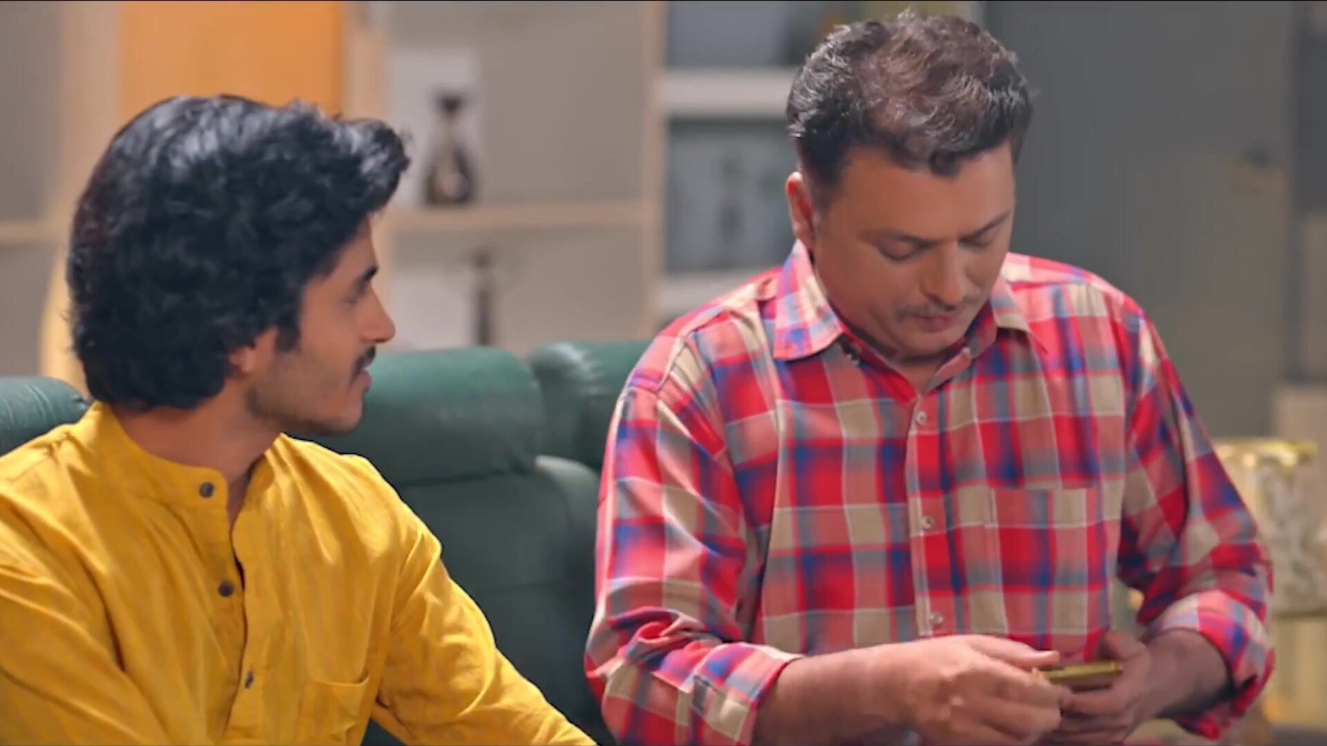Lallu S01E02 - ass