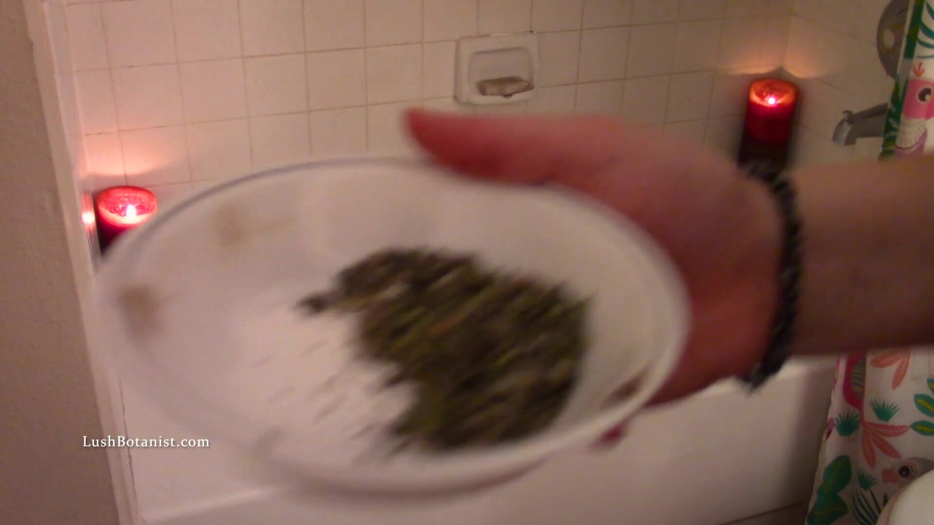 Lush Botanist Full Moon Tub Cleansing - bbw - solo - softcore