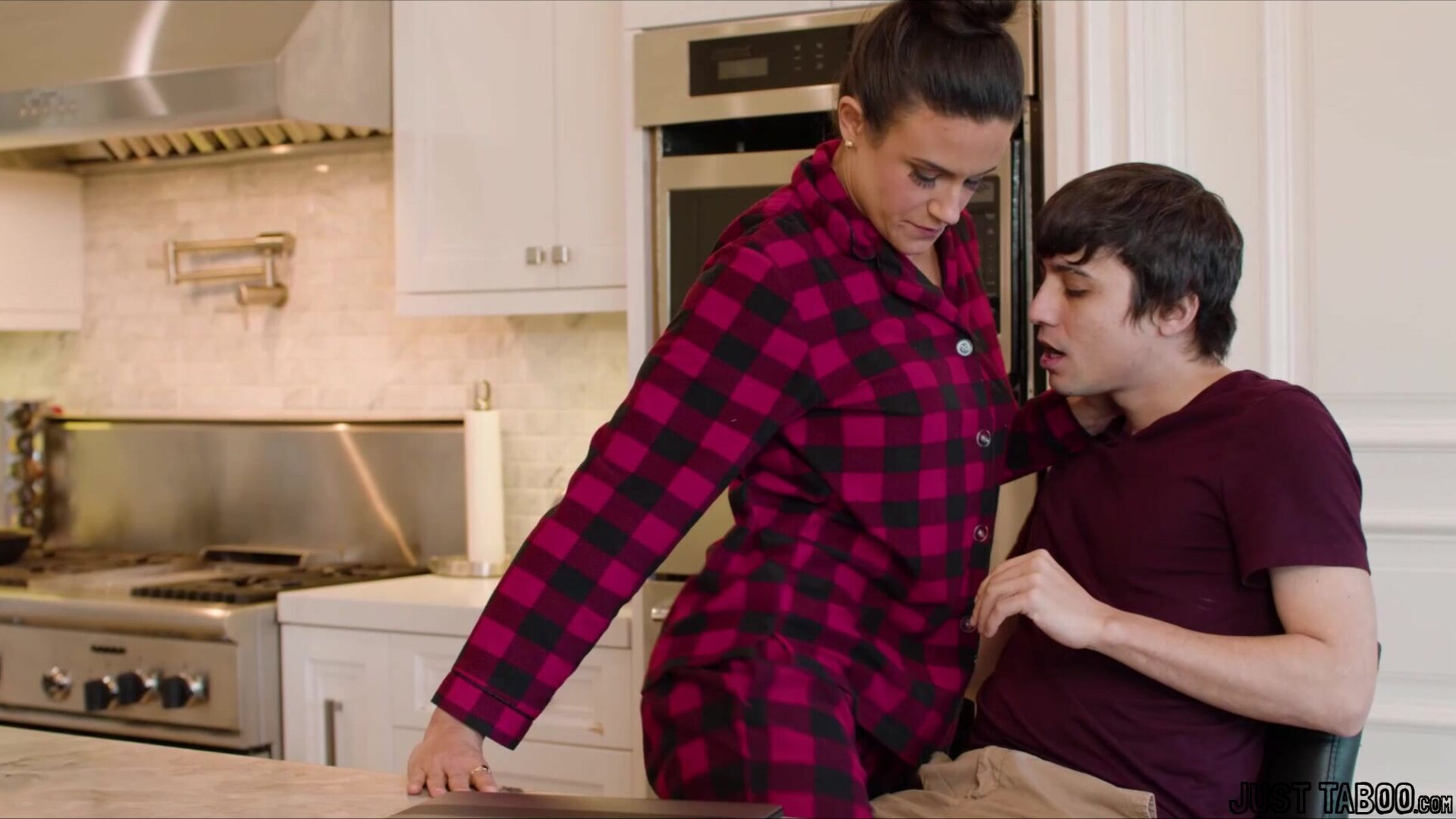 Oh stepmommy, you're my favorite fuck! - stepmom - stepson - blowjob - brunette - shaved pussy - step-family - step-fantasy - family taboo - family sex - reality