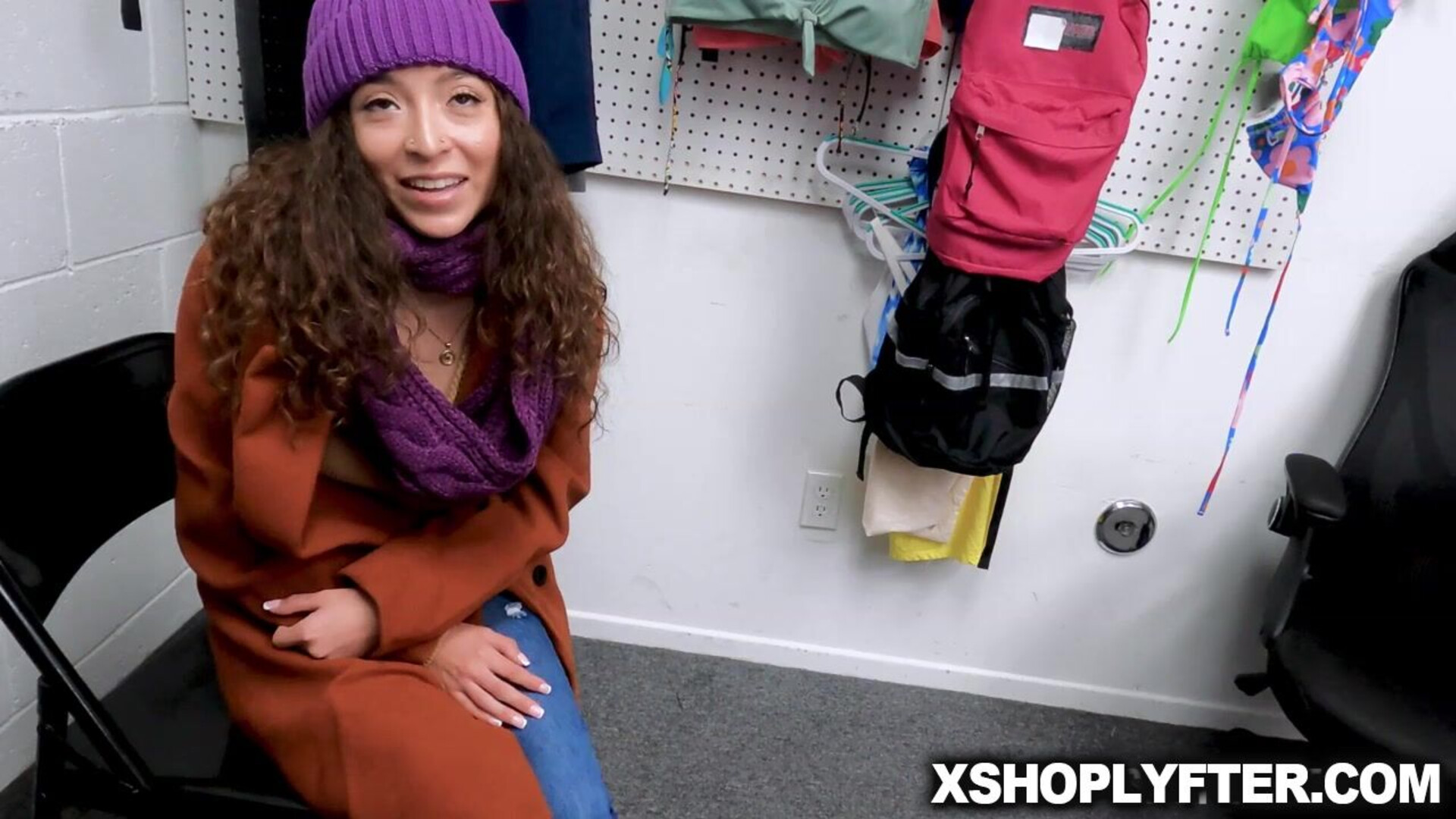 Rusty offers Amber his dick to get out of trouble - shoplyfter - big dick - blowjob - brunette - deepthroat - fingering - pussy - flashing - older - rough sex