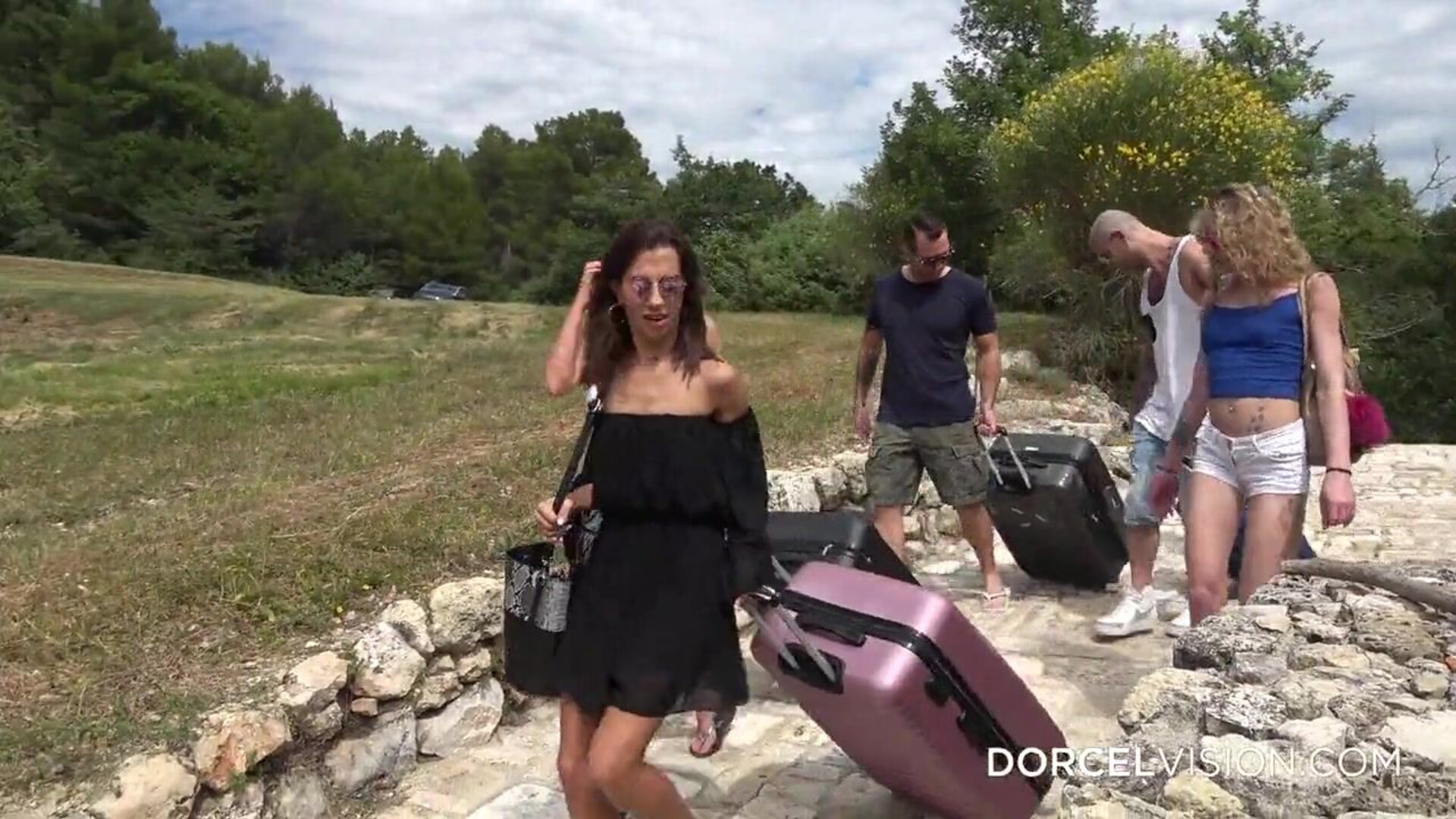 Sex Friends Gorges du Verdon - sex friends - big tits - interracial - full movie - small tits - blonde - brunette