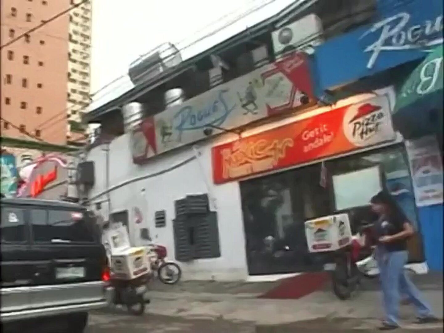 Vacation In Thailand - amateur - asian - bedroom - escort - facial - hotel - prostitute - thai - threesome