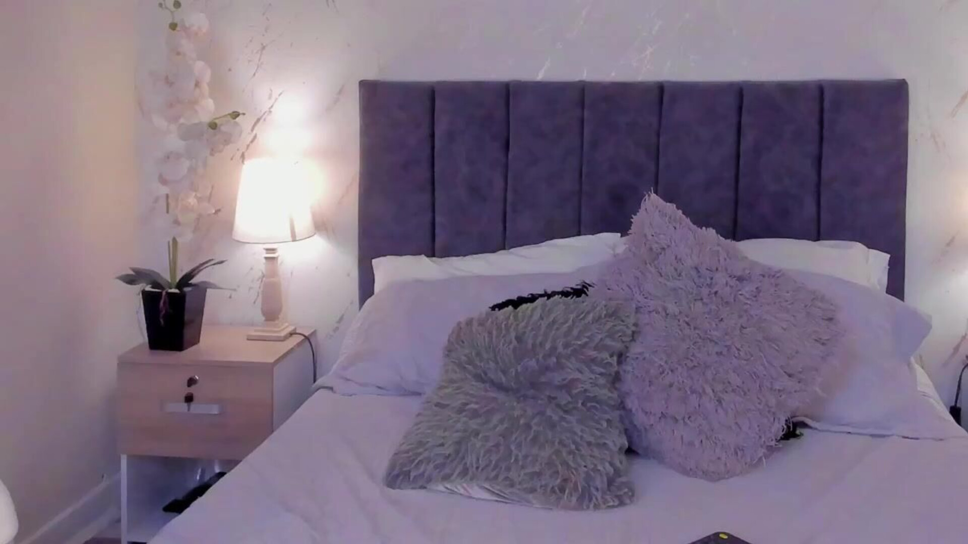 antonella cooper 2026 01 09 10h28m42s - webcam