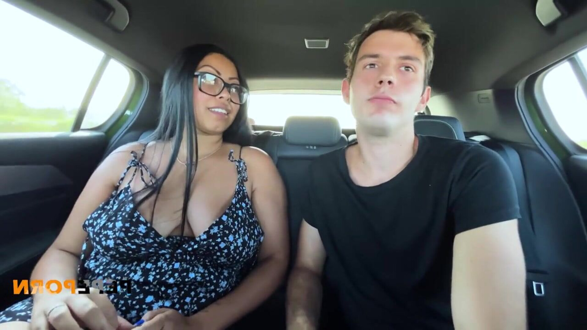 lola smithy johny - amateur - blowjob - brunette - milf - tattoo - doggy style - big natural tits - car - latina - couple