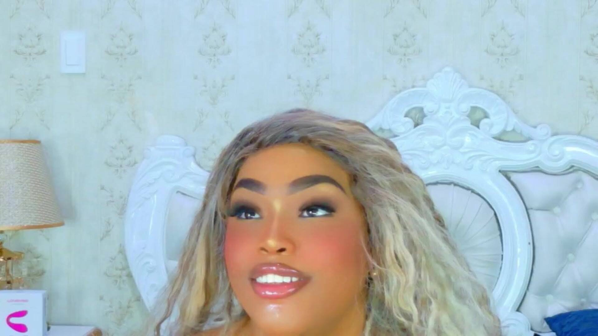 tianah glow 2025 12 29 15h44m19s - webcam