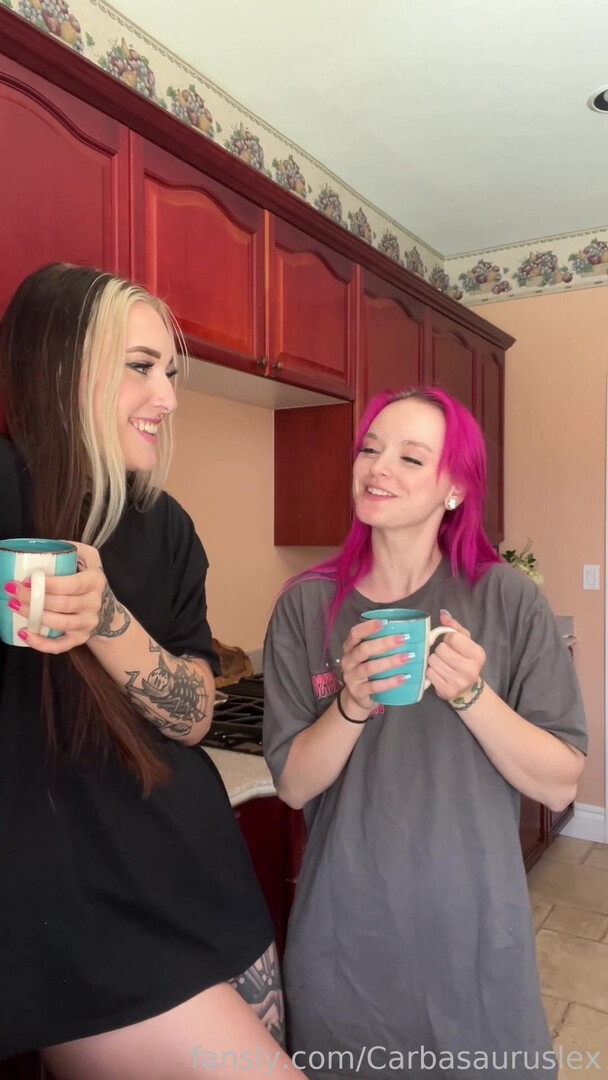 two lesbians on one pov - lesbian