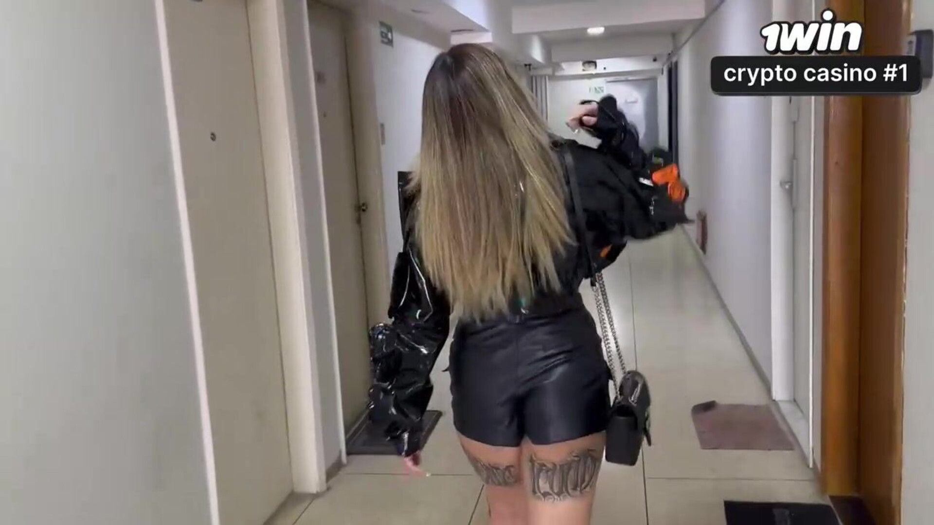 A Garota do Job trocou uma noite de sexo por um relógio falso em um vídeo pornô xxx e - doggy style - gozando dentro - porno hd - pau grande - amador - latina rabuda - canzana - blonde - amateur blowjob - huge cock