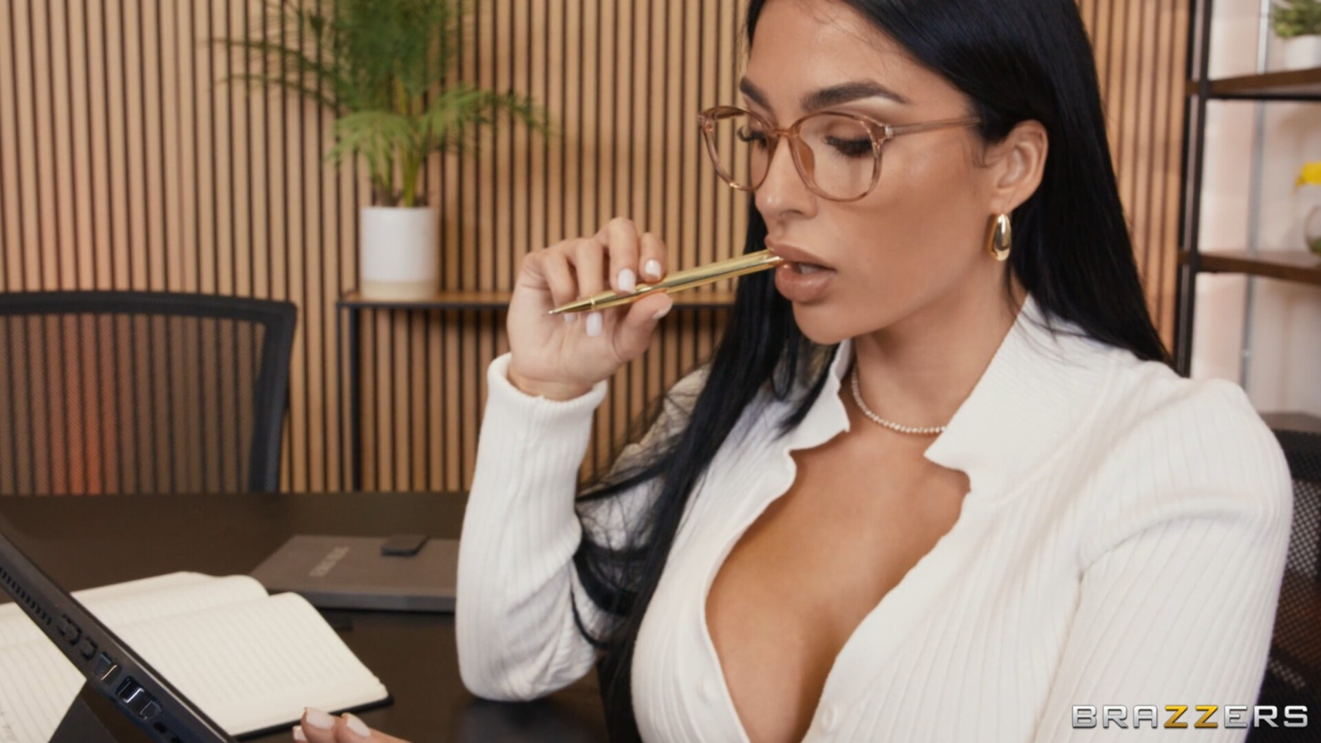 Abigaiil Morris & Egypt Coaxing The Competition - milf - babe - brunette - redhead - hardcore - arab - blowjob - deepthroat