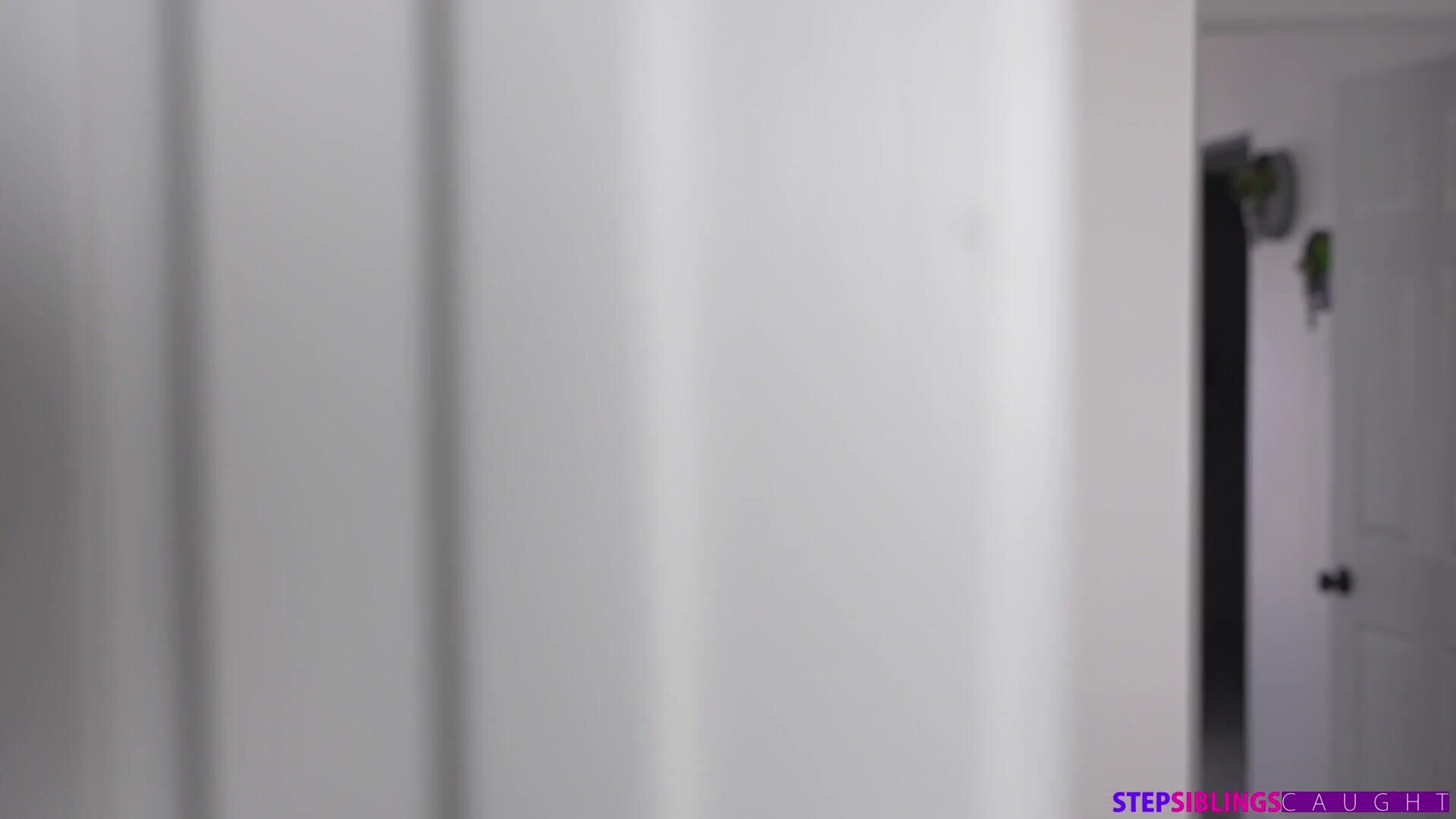 Aria Valencia My Flirty Stepsister S22 E5 1080 - slim - djdj