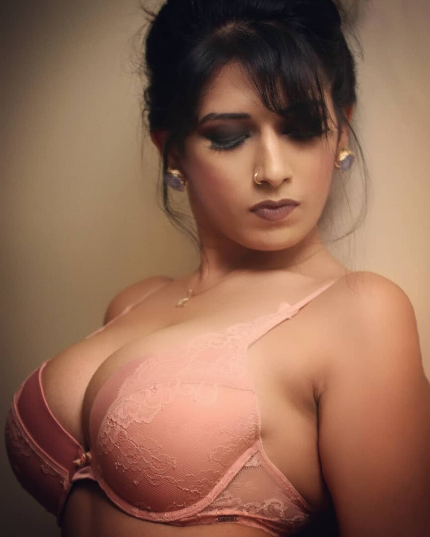 Cheater Wife Uncut (2021) GoldenFans Hindi Hot Short Film - sapnasappu - tinanandy - tinadutta - sucharitabhattacharya - alkaraj - zoyarathore - kajalchauhan - jyotimishra - anmolkhan - fetish