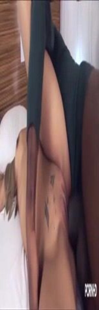 HORNY BLONDE Anny Lee - anal