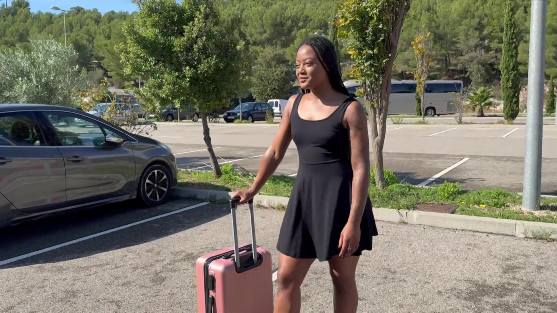 Horny 22 years old, law student in Reunion! - ebony - sex