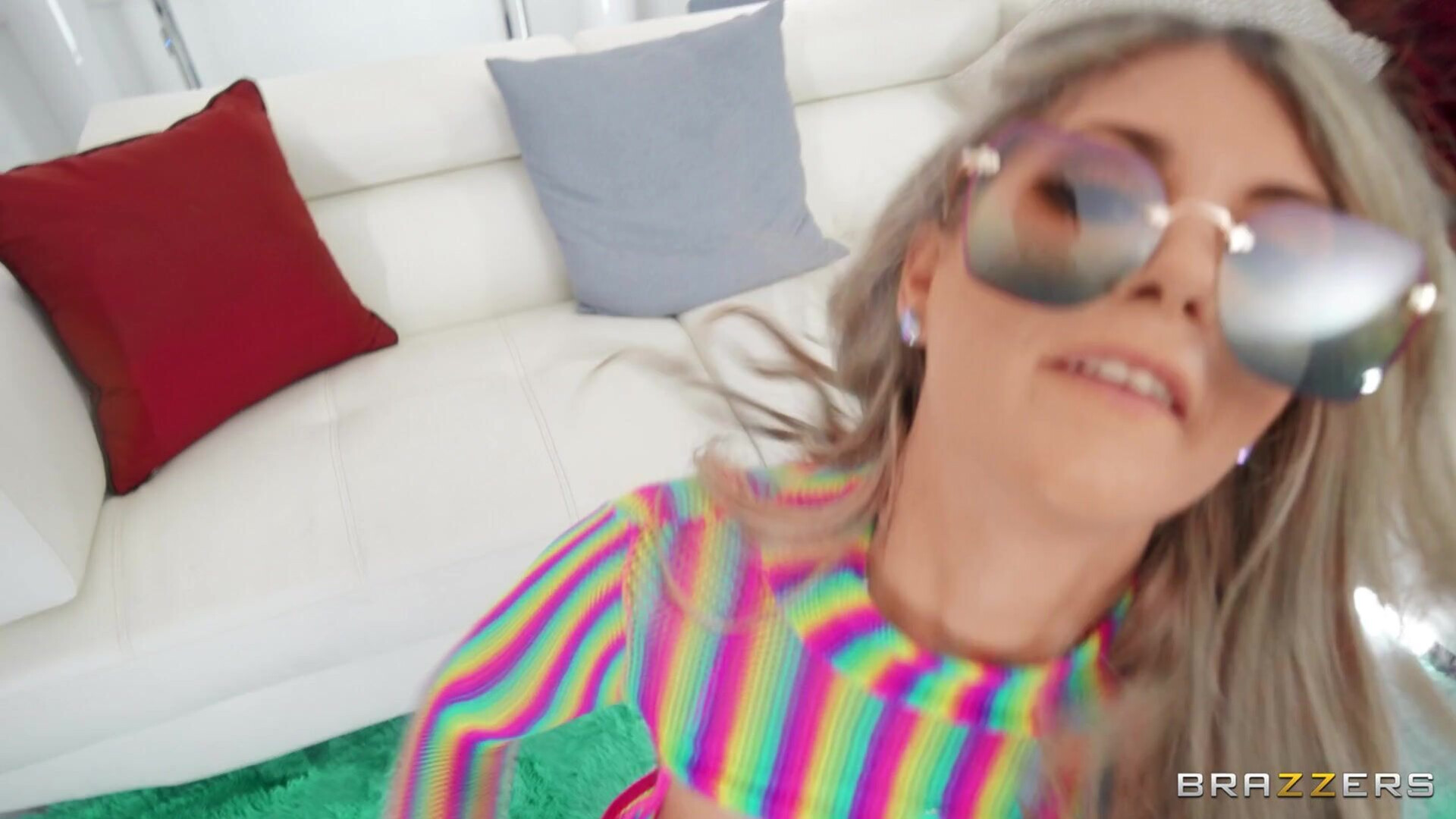 Kayla oiled up - anal