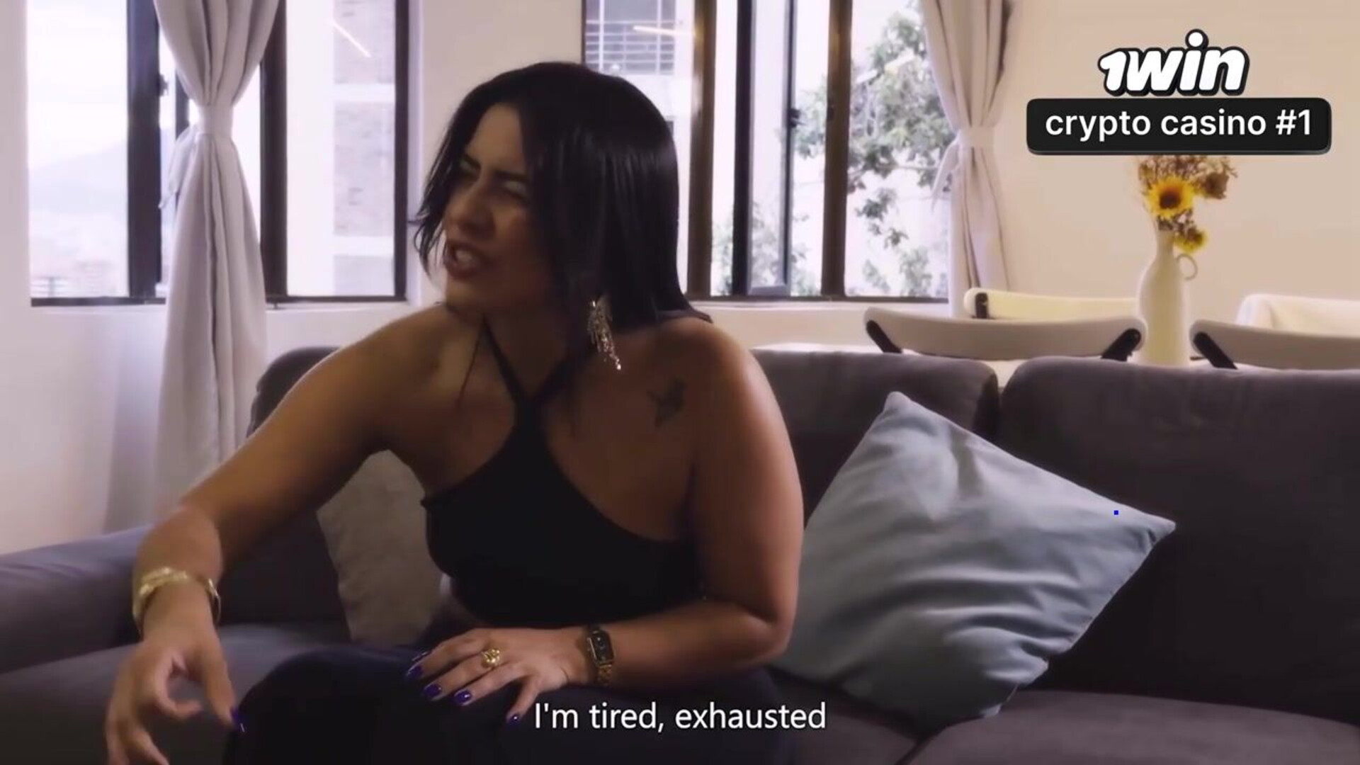 Latina hoe with enormous ass rides his immense meatpipe on my couch, in HD porn! - big butt - big ass latina - tetas naturales - mamadas mejores - pov - blowjob - latina - mamadas - culos grandes - small tits