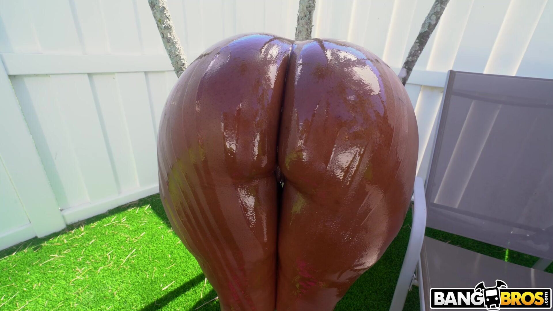 Miami Davis England'S Finest Booty - ass