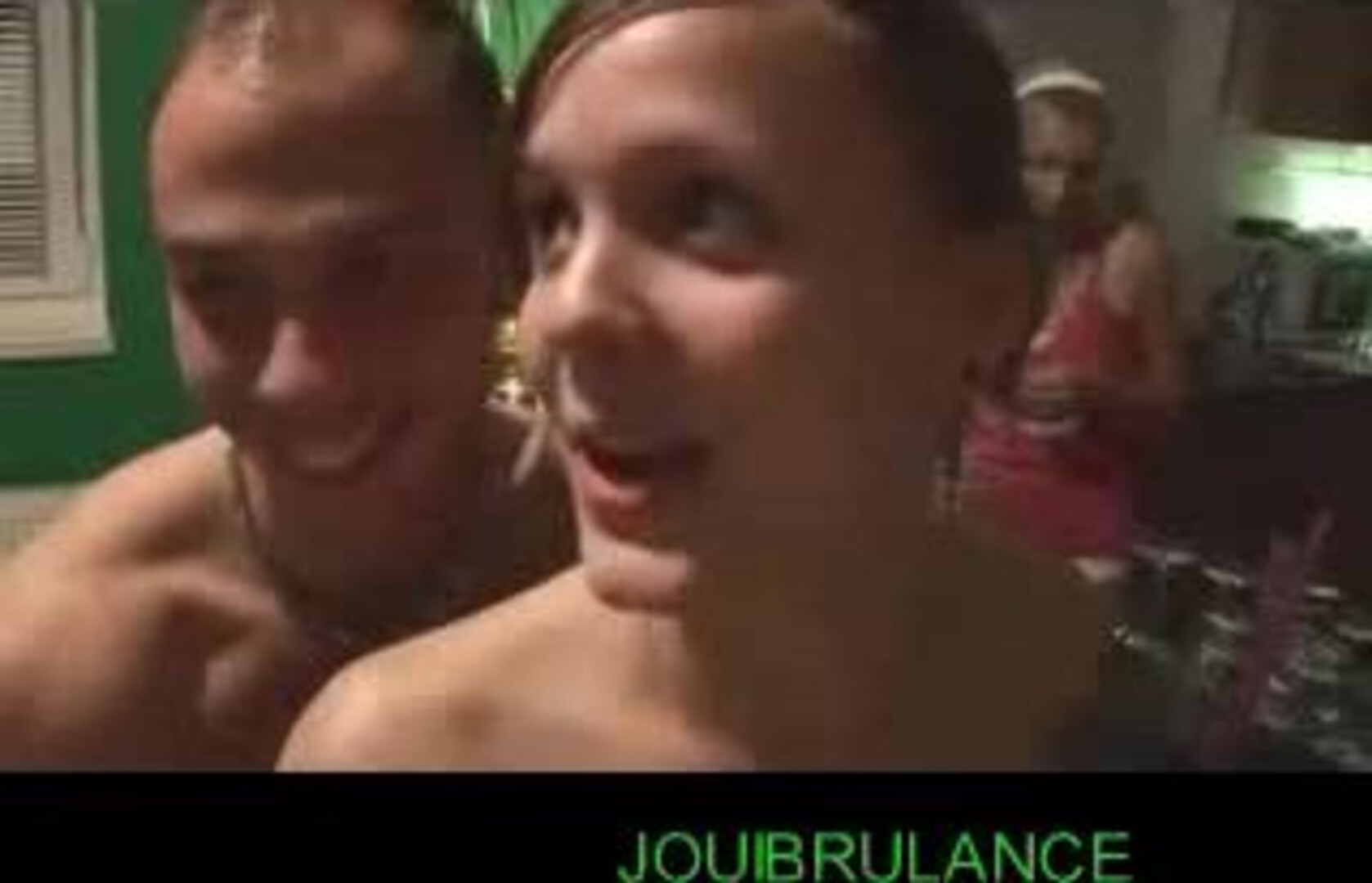 Oui, j'ai joui, et maintenant je suis prête pour une autre round, et toi, es tu prêt - blowbang