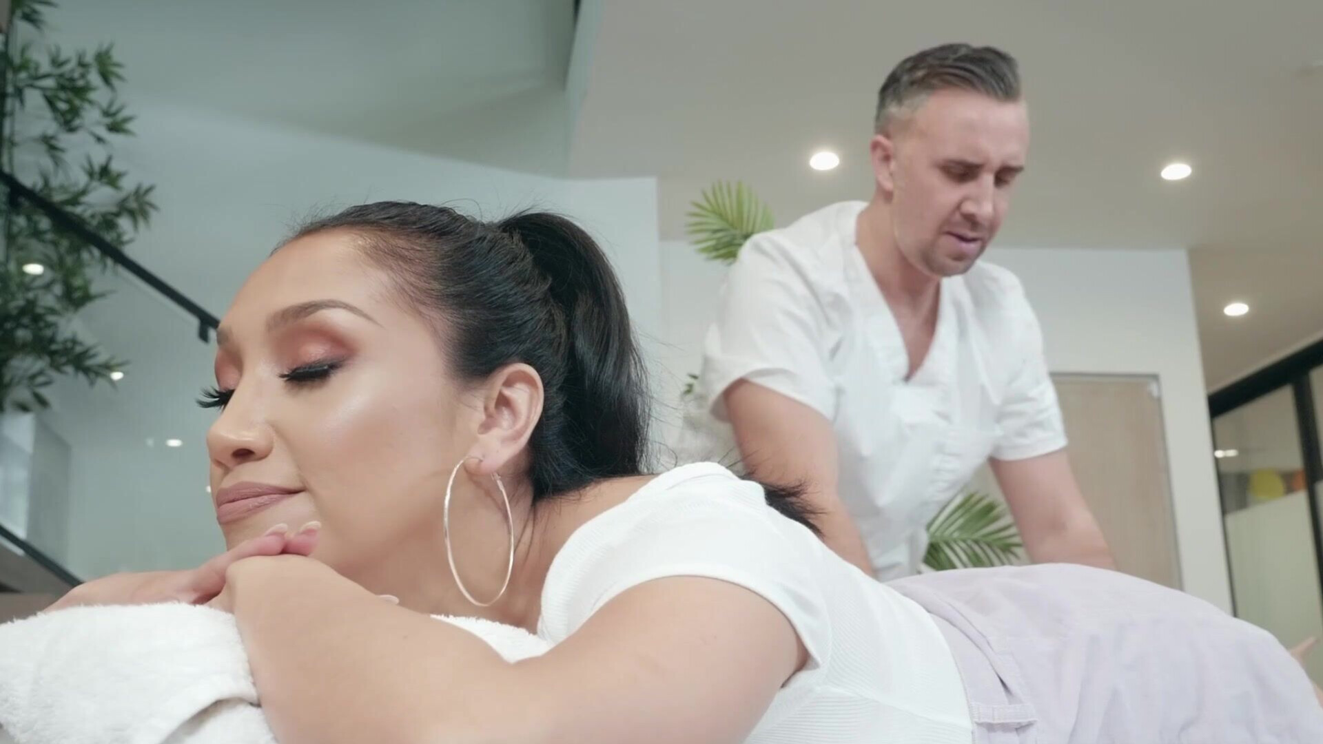 White Hot Juicy Sticky Massage - latina - babe - big tits - hardcore - massage - blowjob - sucking dick - cowgirl - doggystyle - facial
