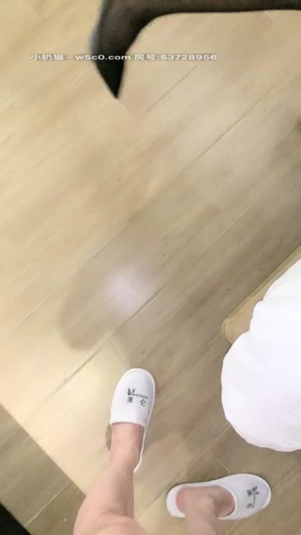 Avove 11 1酒店开门操妹子 - asian - hardcore