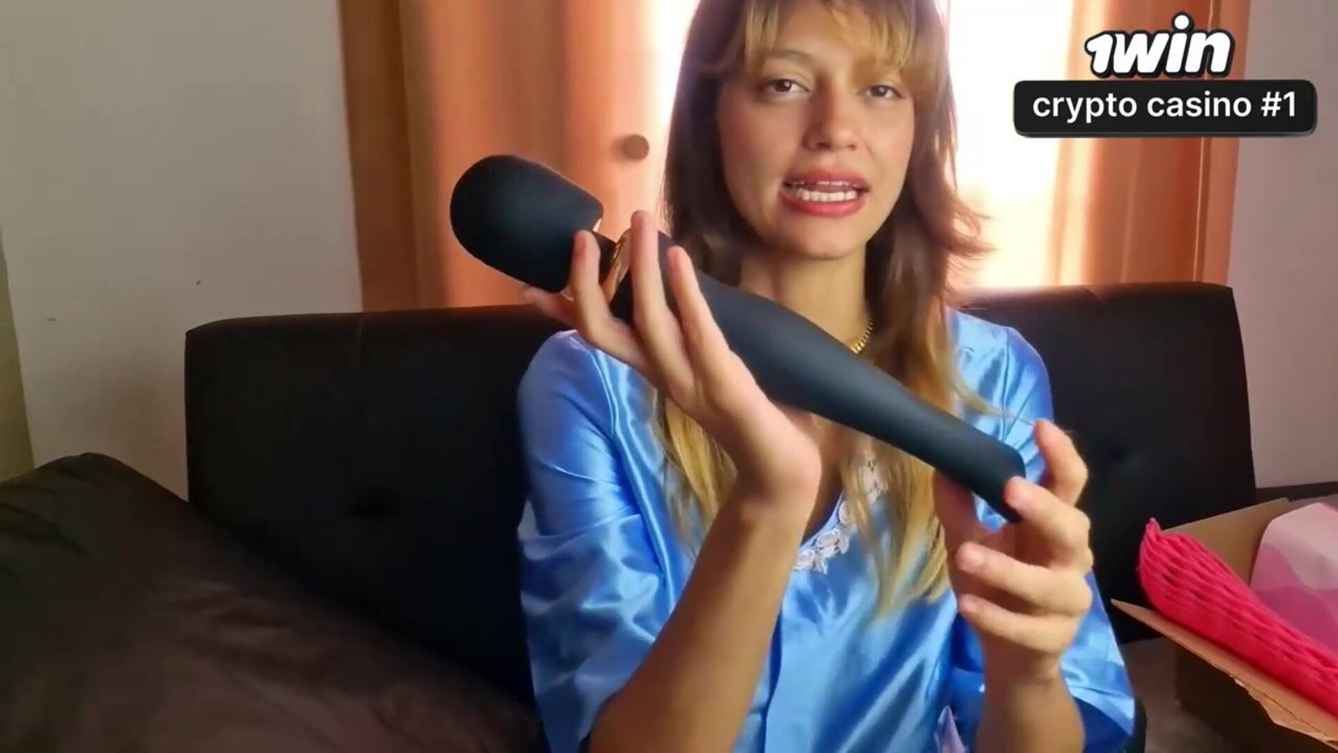 Desembalando a Magic Wand com orgasmo intenso e ejaculação feminina em vídeo brasilei - hardcore - female ejaculation - latina gostosa - amadoras verificadas - sex toy unboxing - orgasmo feminino - brasileiras - brinquedo sexual - esguicho