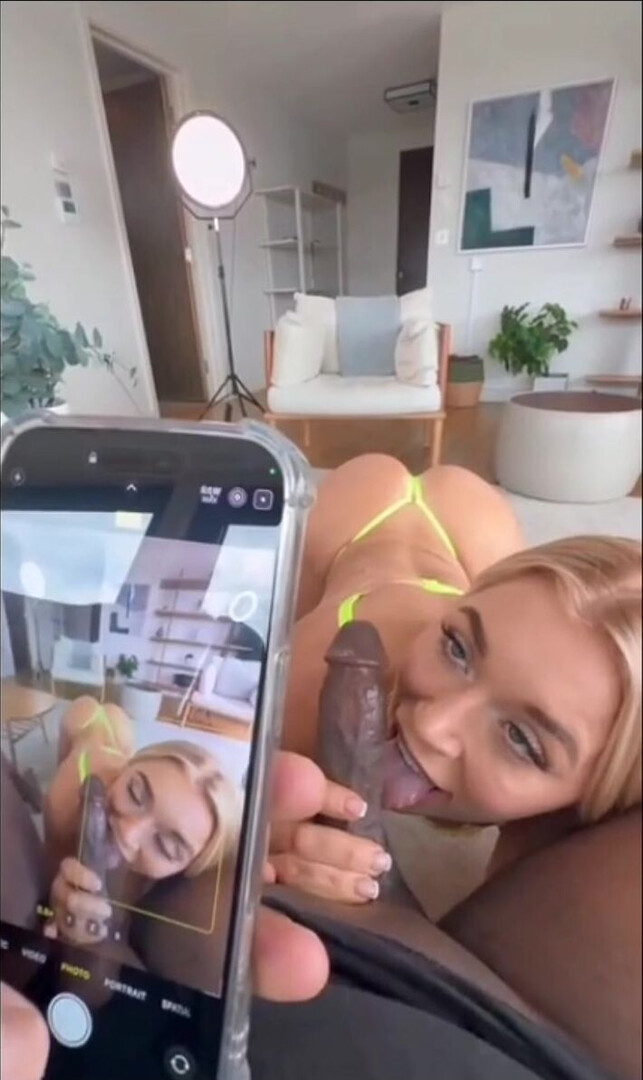 Elle Brooke VERTICAL POV - pretty face - pretty mouth - sloppy bj