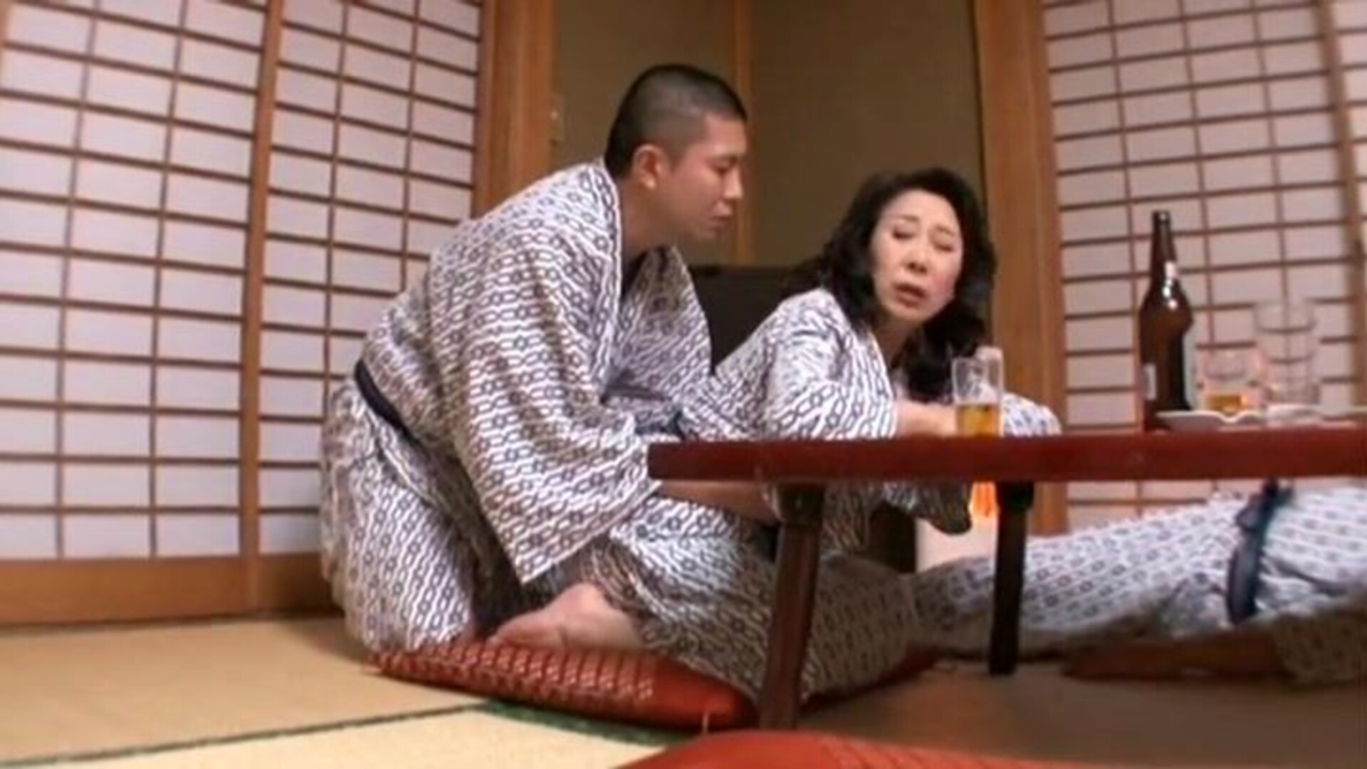 Family Creampie Vacation Cuckolded At The Hot Springs (Kimiko Ozawa) - japonese - asian - mature
